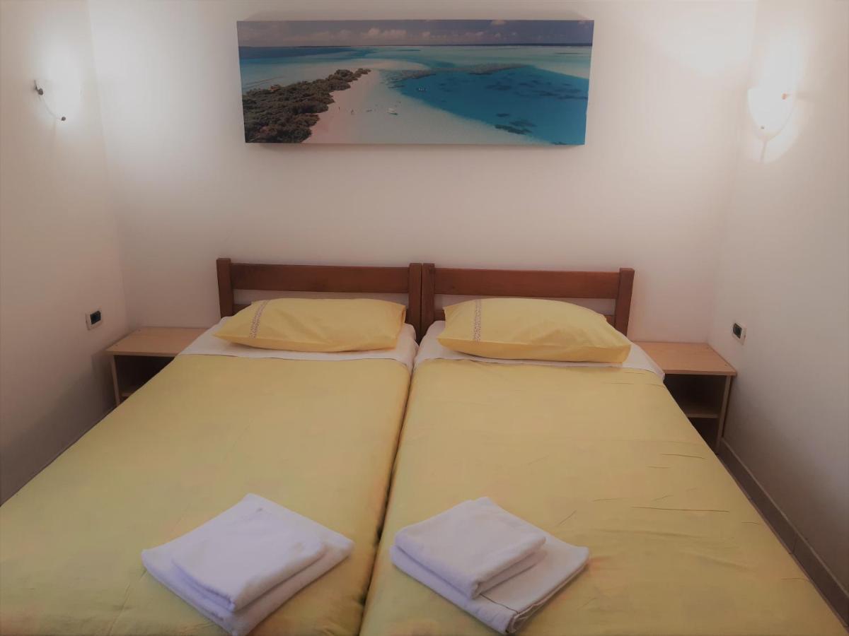 Apartments Barbara Gregovica Пула Екстериор снимка