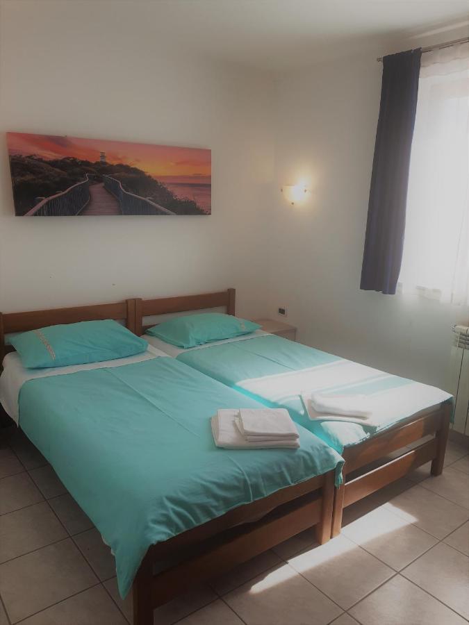 Apartments Barbara Gregovica Пула Екстериор снимка