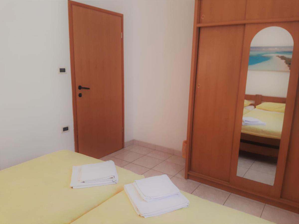 Apartments Barbara Gregovica Пула Екстериор снимка
