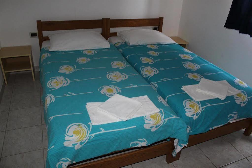 Apartments Barbara Gregovica Пула Екстериор снимка